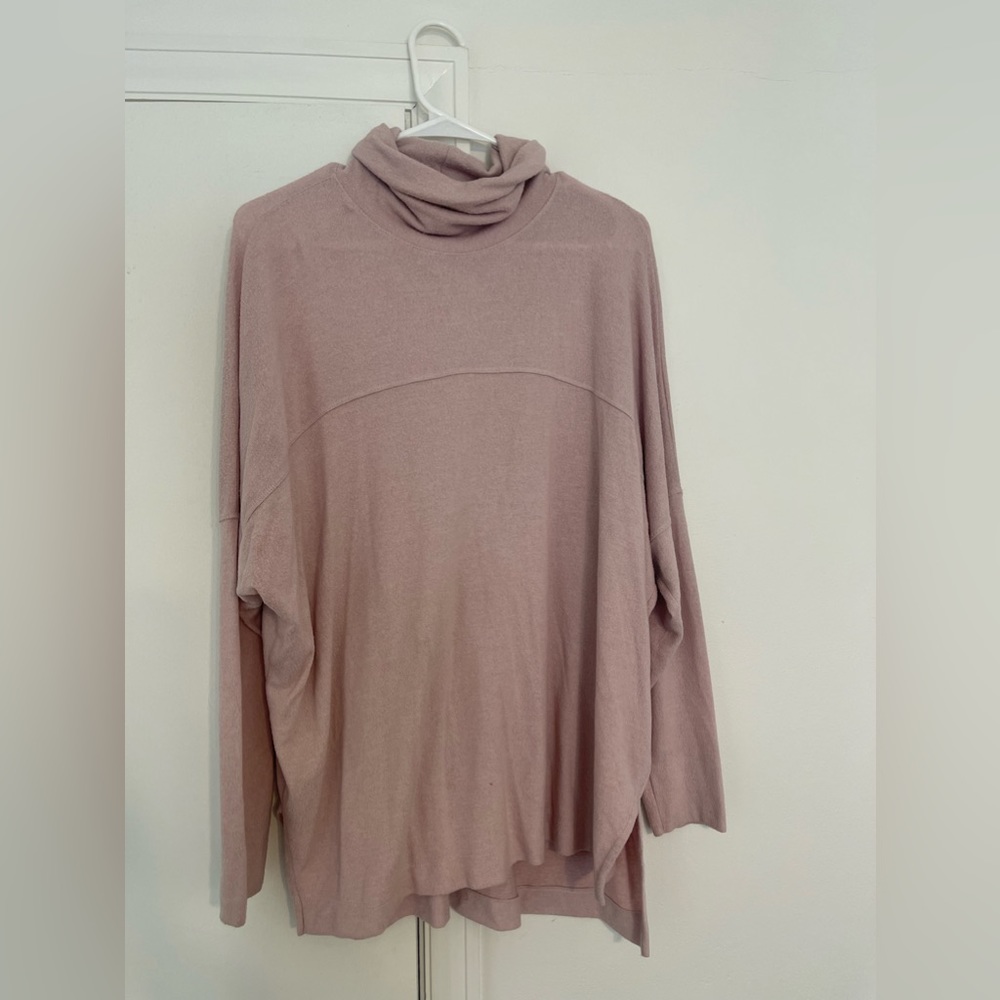 AERIE | light pink cowl neck top